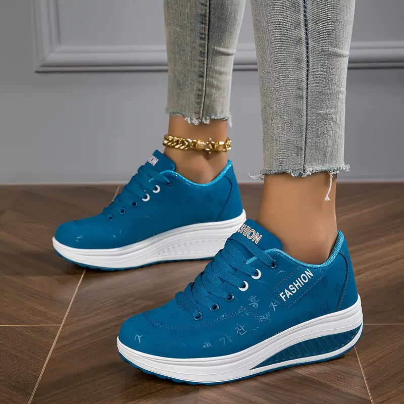 ZAPATILLAS CON CORDONES CHLOE