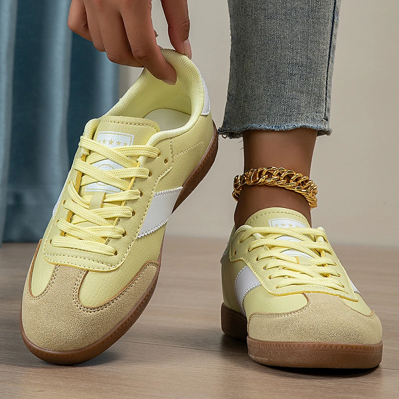 ZAPATILLAS DE ANTE CON ESTAMPADO DE LEOPARDO